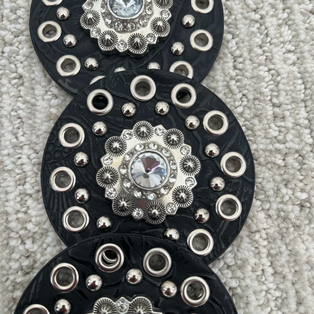 Nocona Crystal Concho Belt Women’s Western Rhinestone Belt - Picture 4 of 8